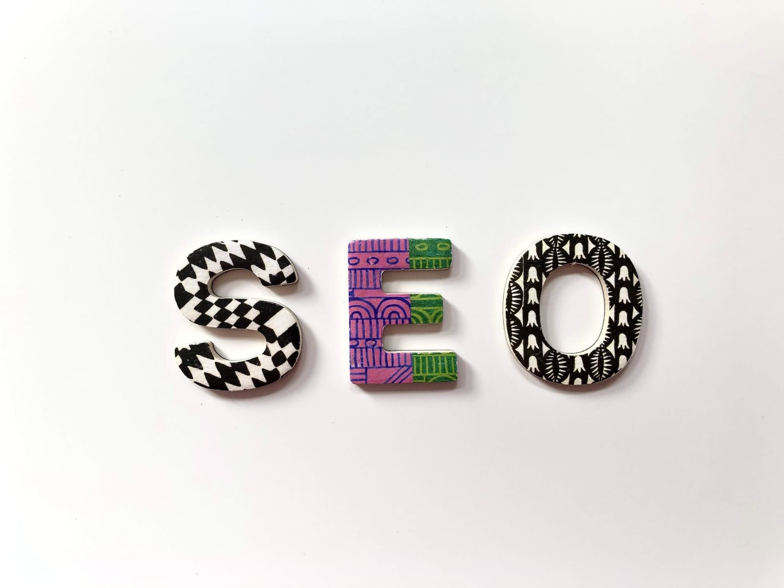 Photo by Merakist SEO text wallpaper